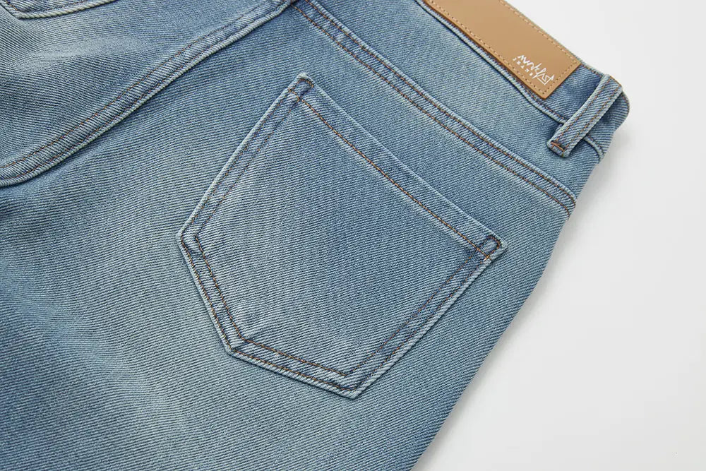 An image of a   12085 Light Wash Straight Leg Jeans by  Mirra Masa