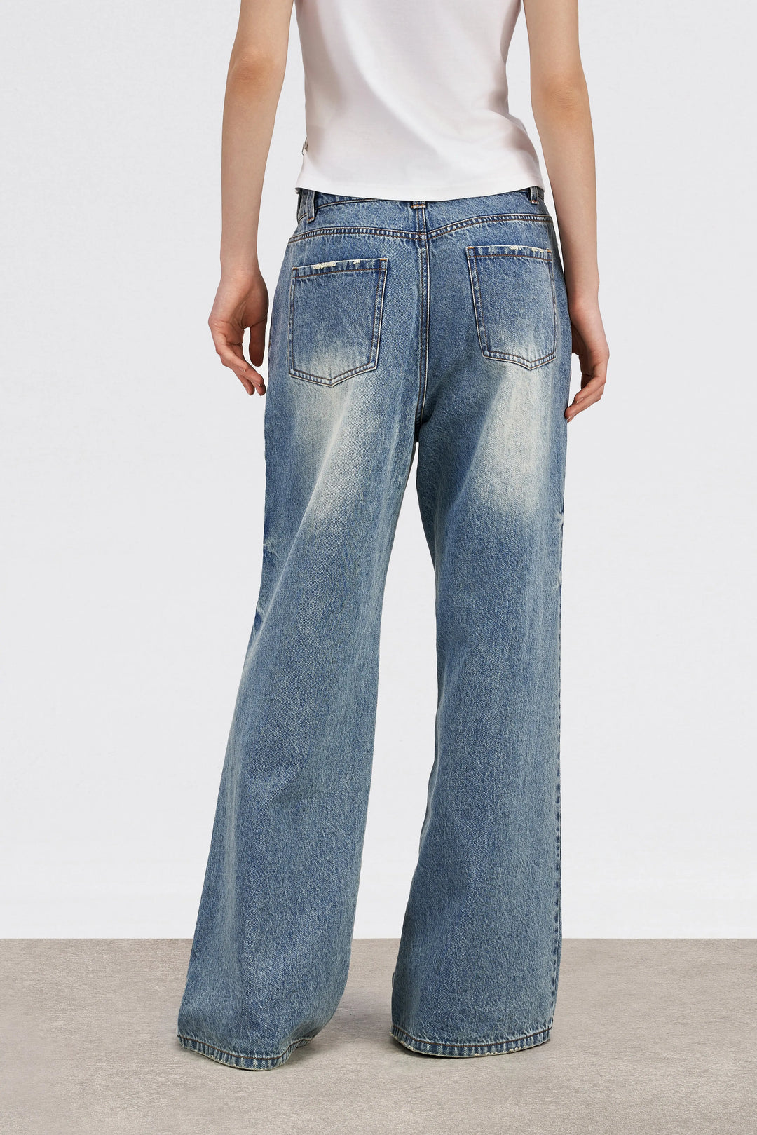 An image of a   12887 Wide Leg Patch Pocket Jeans by  Mirra Masa