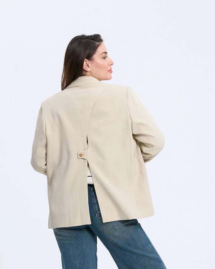 An image of a   2619 Versatile Blazer by  Mirra Masa