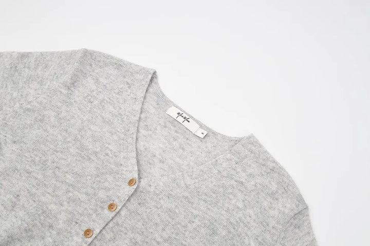 An image of a   31309 V-Neck Wool Cardigan by  Mirra Masa