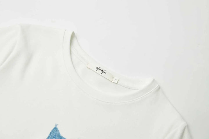 An image of a   31537 Kitty T-Shirt by  Mirra Masa