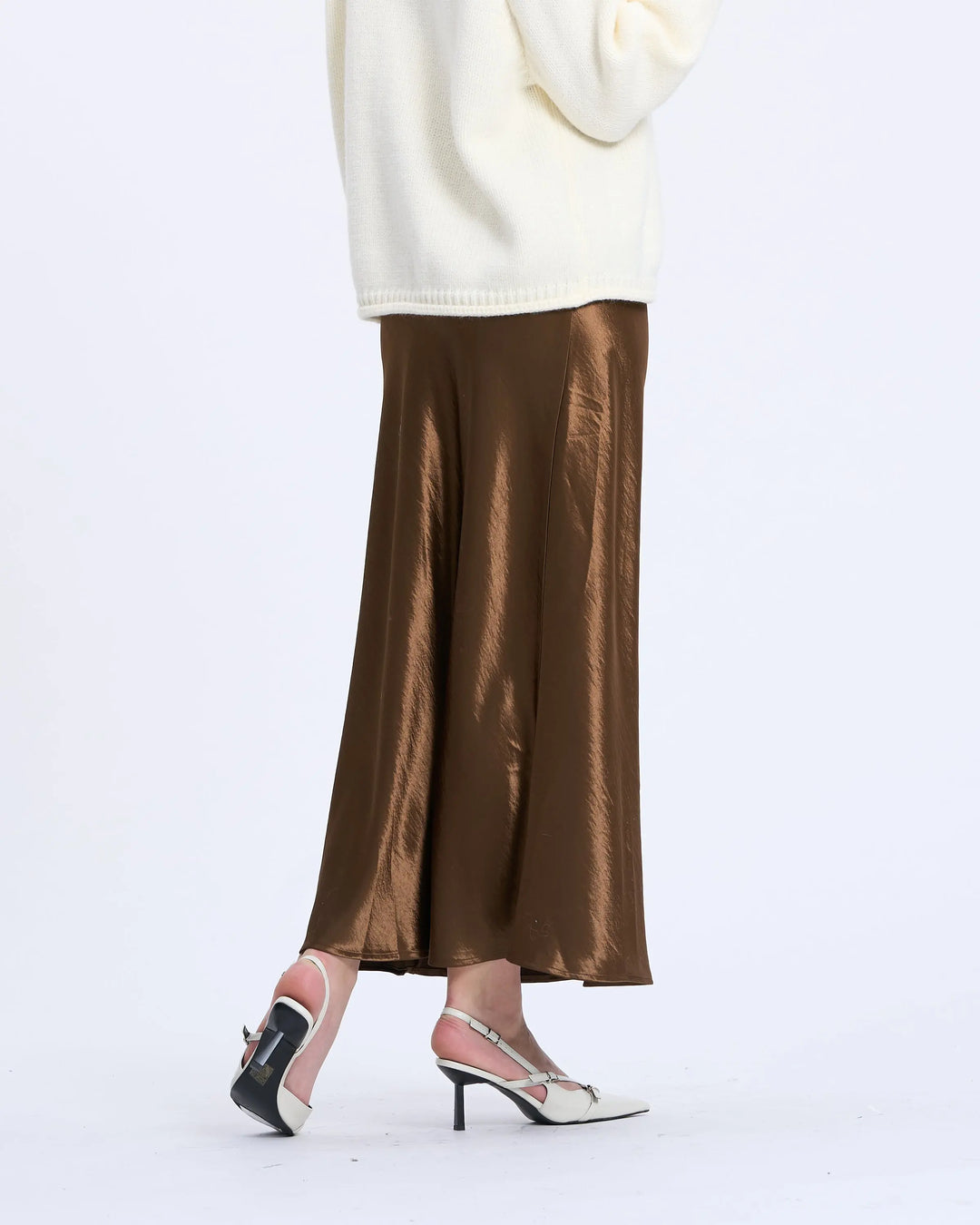 An image of a   4974Q Satin Skirt by  Mirra Masa