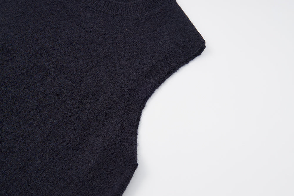 31167 Knit Vest with Shoulder Sweater