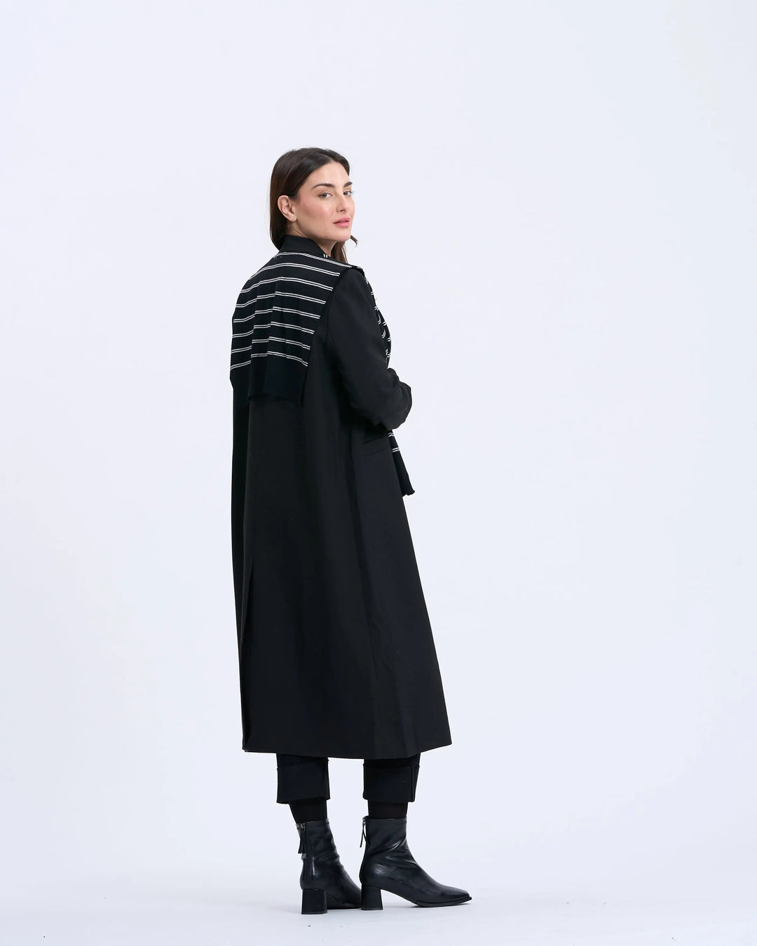 An image of a   8137 Shoulder Sweater by  Mirra Masa