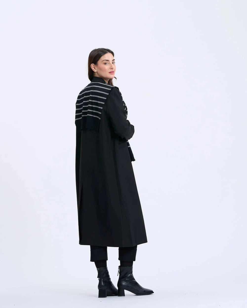 An image of a   8137 Shoulder Sweater by  Mirra Masa