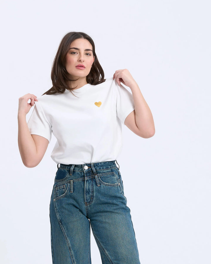 An image of a   D4516 Basic Heart T-Shirt by  Mirra Masa