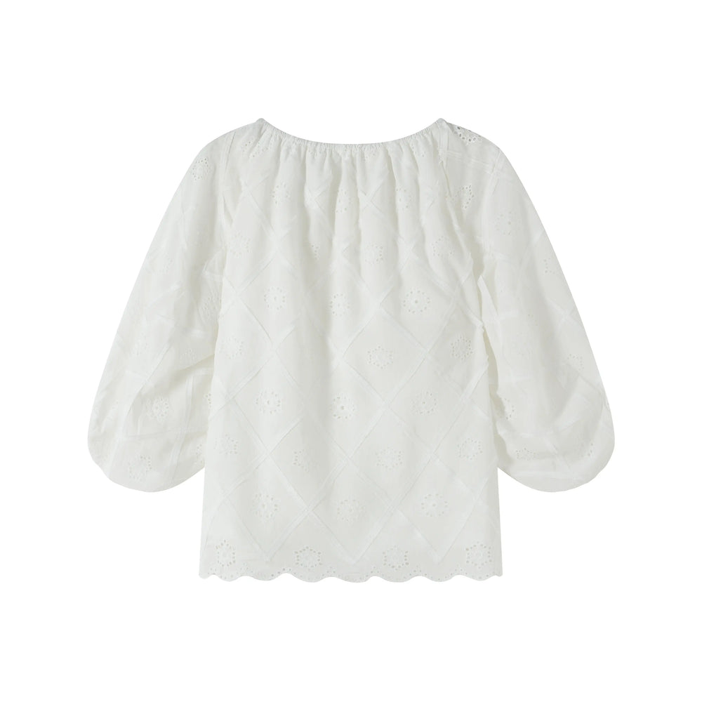 An image of a   OS6L0M6 Floral Laced Blouse by  Mirra Masa