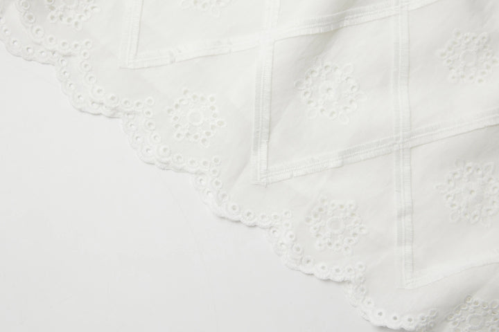An image of a   OS6L0M6 Floral Laced Blouse by  Mirra Masa