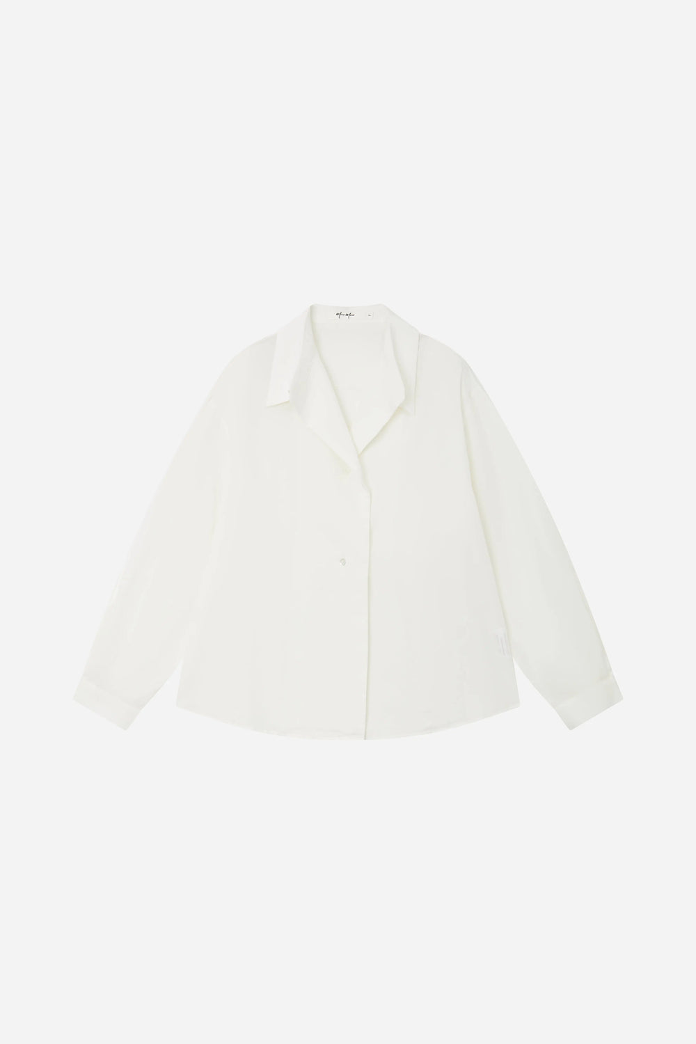 An image of a   S21406 Asymmetric Button-Down by  Mirra Masa