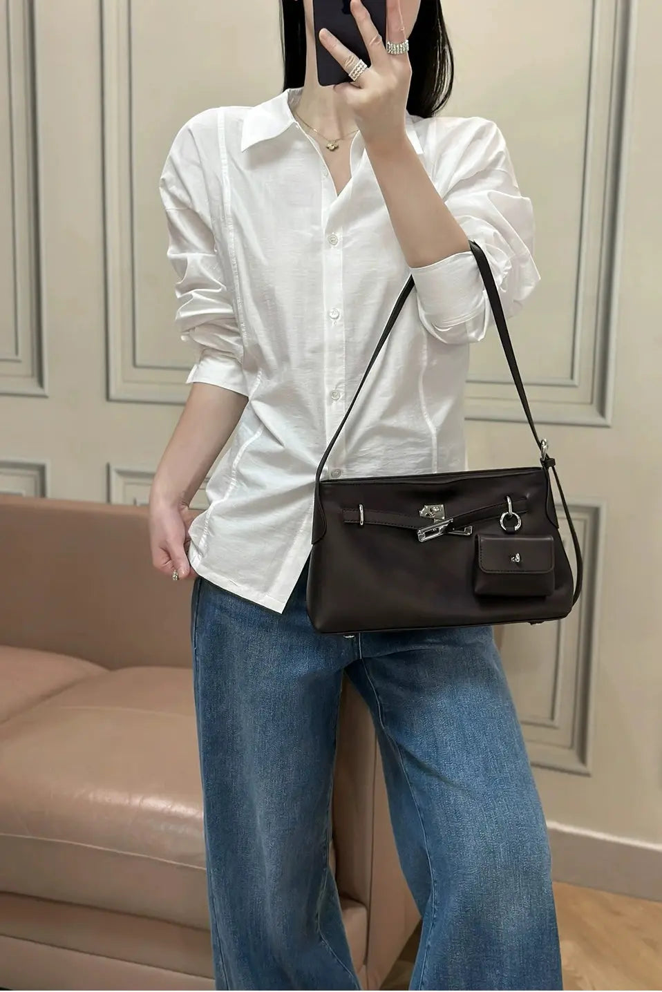 An image of a   TF8876 Top Grain Leather Shoulder Bag by  Mirra Masa