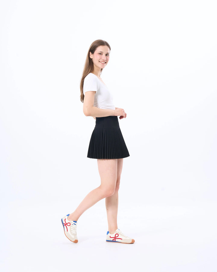 An image of a   TS1C6M6 Basic Scoopneck T-Shirt by  Mirra Masa